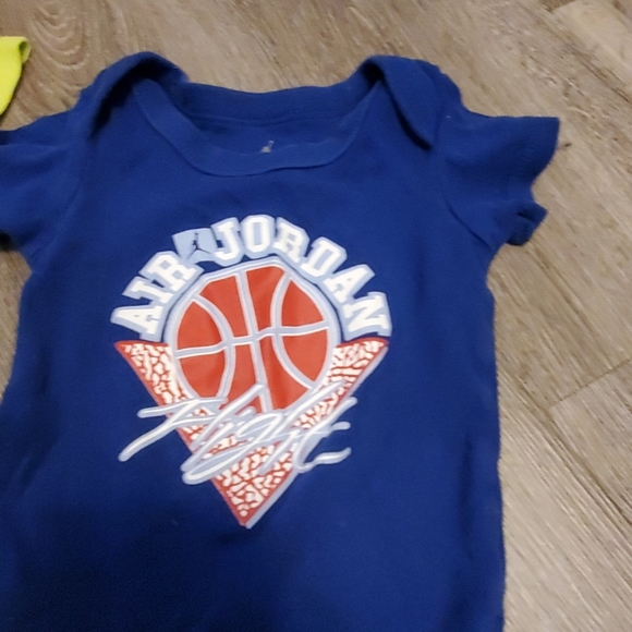 Nike and Jordan Onesie Lot 0-6 months - Picture 3 of 3
